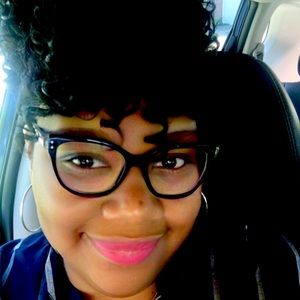 Meet your Posher, Chereathia